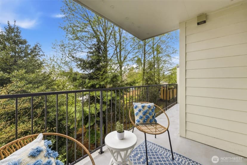 Property photo for 9057 Greenwood Avenue N #102, Seattle photo 14