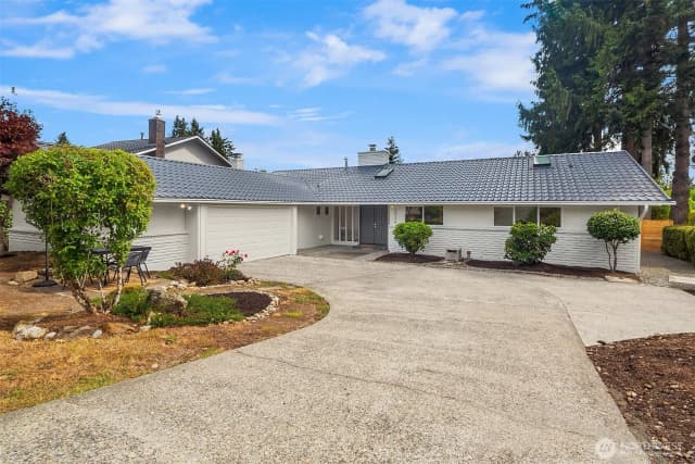 Property photo for 2536 171st Avenue Se, Bellevue