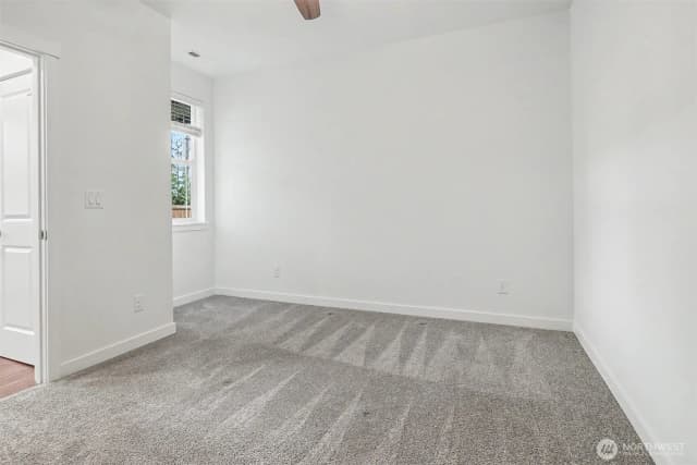 Property photo for 11526 Se 238th Street, Kent photo 5