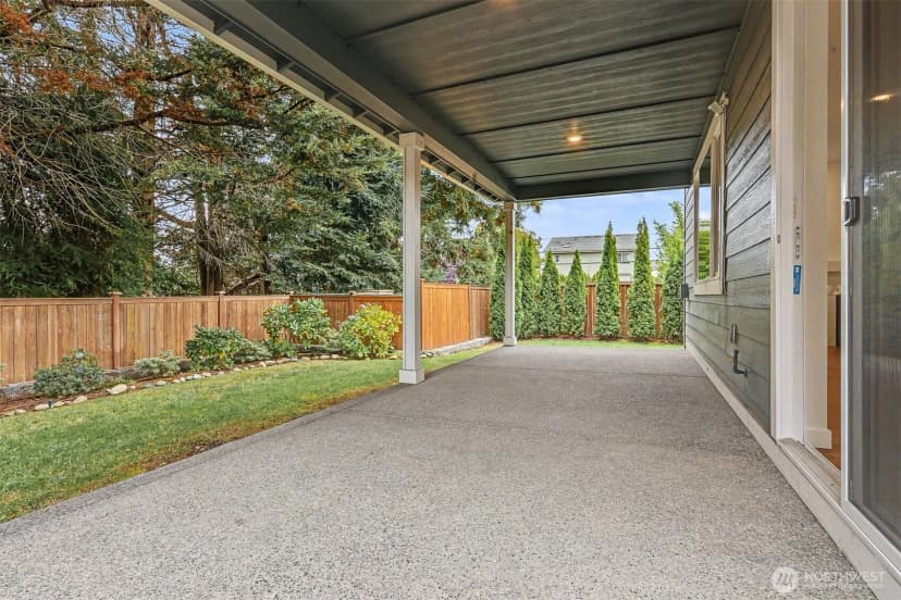 Property photo for 11526 Se 238th Street, Kent photo 16
