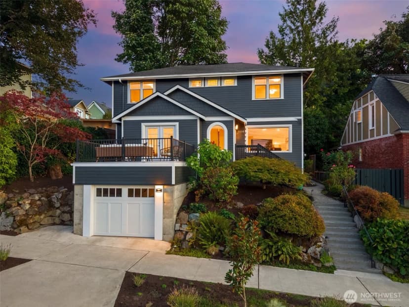 Property photo for 3205 E Pine Street, Seattle