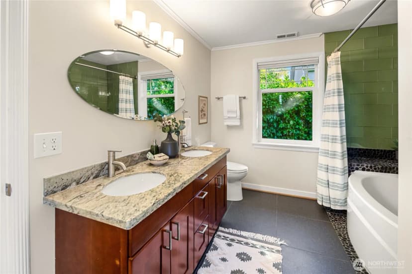 Property photo for 3205 E Pine Street, Seattle photo 30