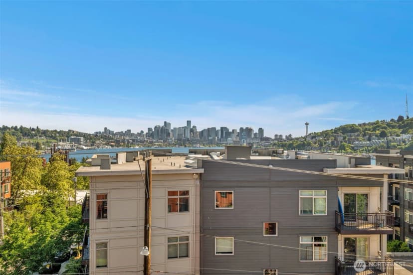Property photo for 3401 Wallingford Avenue N #210, Seattle photo 18