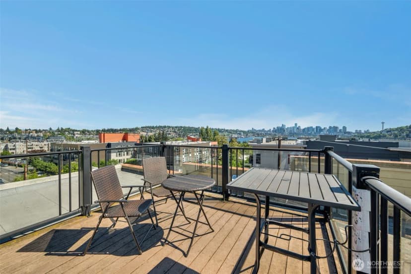 Property photo for 3401 Wallingford Avenue N #210, Seattle photo 16
