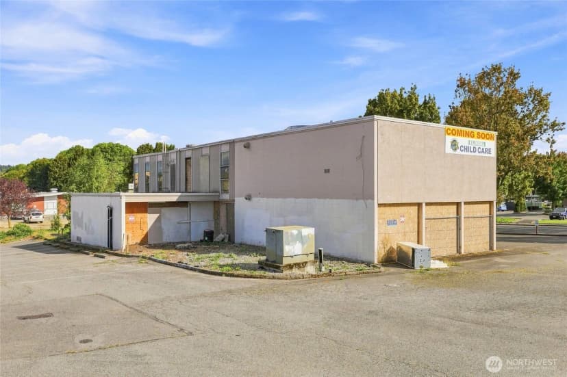 Property photo for 100 S 2nd Street, Renton photo 8