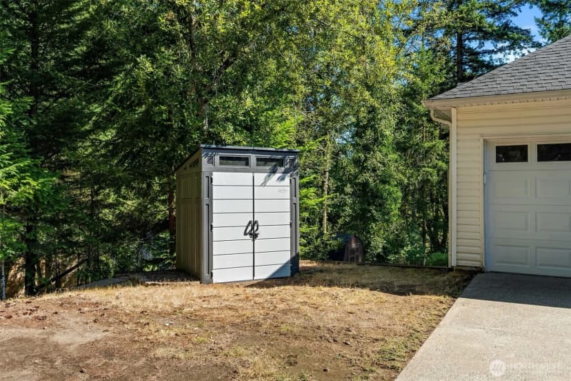 Property photo for 10939 Branch Place Se, Port Orchard photo 30