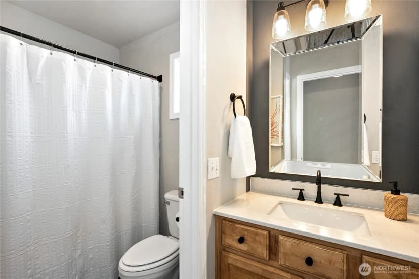 Property photo for 18066 169th Avenue Se, Renton photo 22