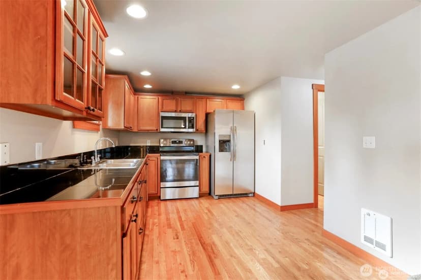 Property photo for 900 Sw Elmgrove Street, Seattle photo 11