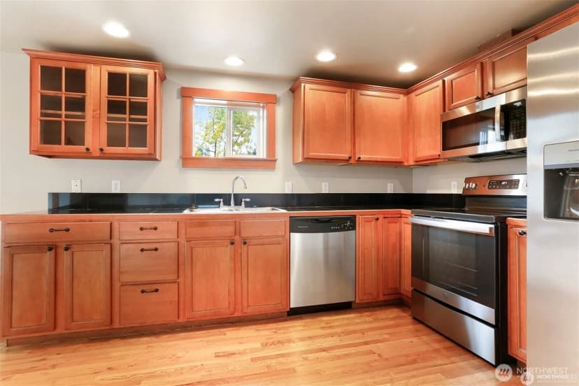 Property photo for 900 Sw Elmgrove Street, Seattle photo 13