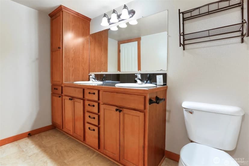 Property photo for 900 Sw Elmgrove Street, Seattle photo 18