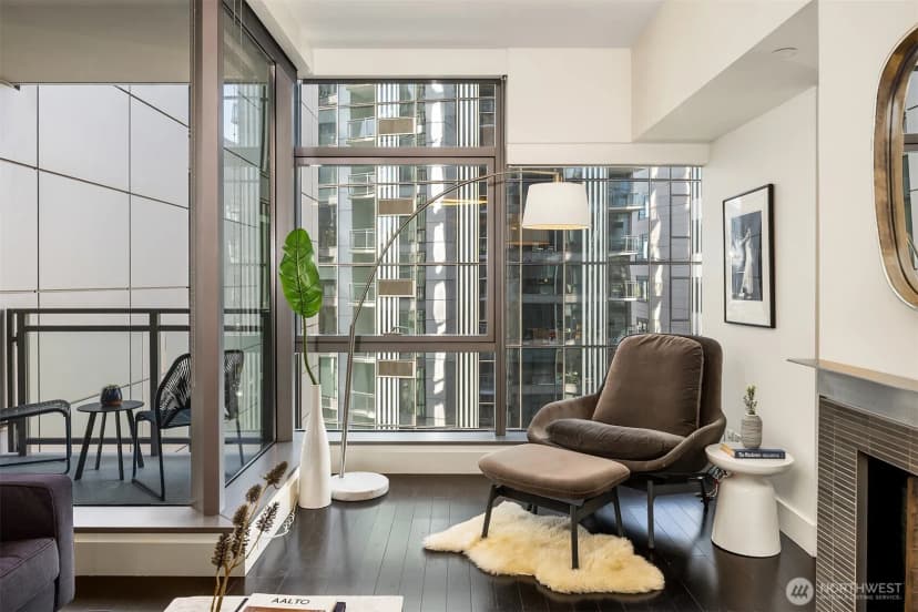 Property photo for 820 Blanchard Street #1209, Seattle photo 6