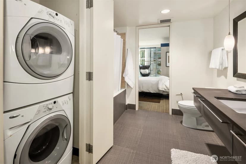 Property photo for 820 Blanchard Street #1209, Seattle photo 15
