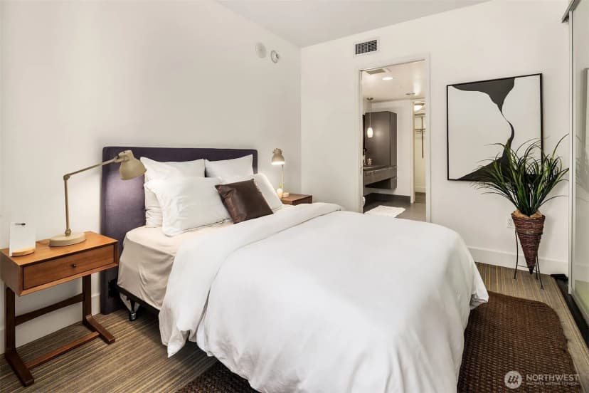 Property photo for 820 Blanchard Street #1209, Seattle photo 10