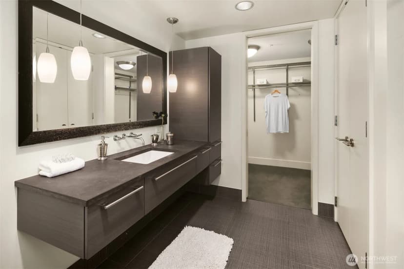 Property photo for 820 Blanchard Street #1209, Seattle photo 14