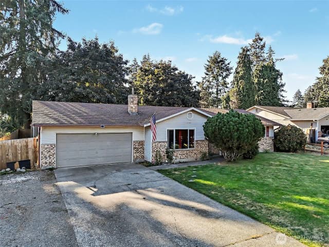 Property photo for 18620 9th Ave Court E, Spanaway photo 3