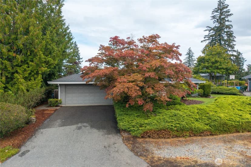 Property photo for 921 S 129th Street, Tacoma photo 35