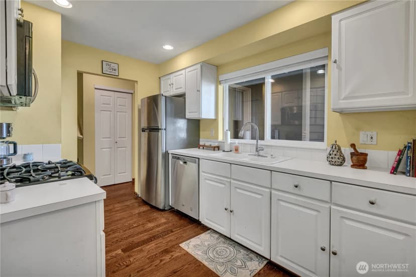 Property photo for 2027 187th Place Se, Bothell photo 10