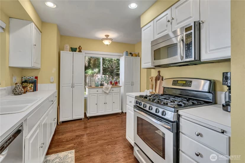 Property photo for 2027 187th Place Se, Bothell photo 12