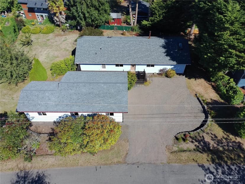 Property photo for 6736 Ne Admiral Lane, Hansville