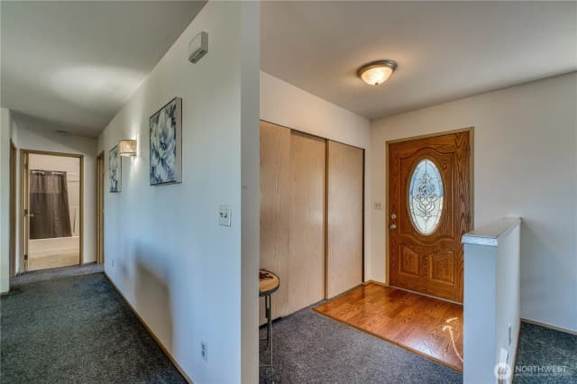 Property photo for 6736 Ne Admiral Lane, Hansville photo 3