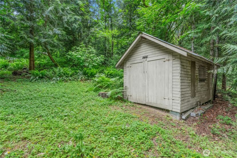 Property photo for 13816 Ne 137th Street, Kirkland photo 24