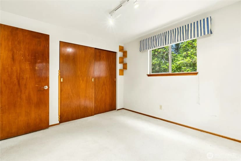 Property photo for 13816 Ne 137th Street, Kirkland photo 12