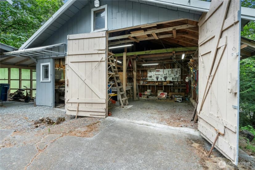 Property photo for 13816 Ne 137th Street, Kirkland photo 23