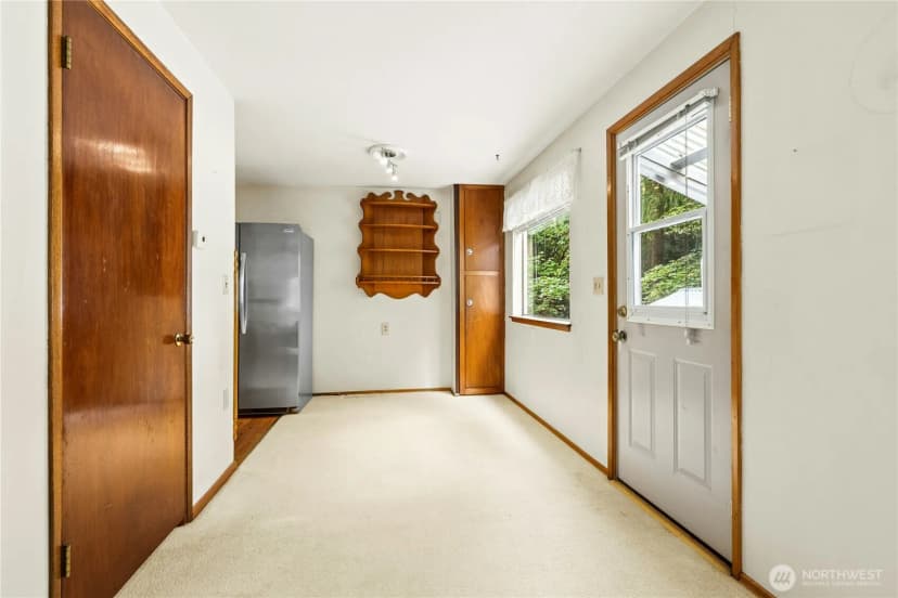 Property photo for 13816 Ne 137th Street, Kirkland photo 7