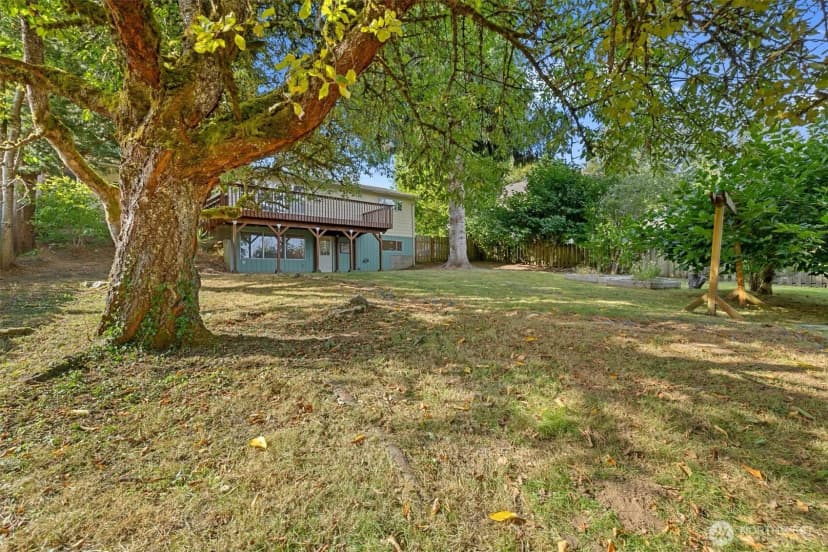 Property photo for 4511 Lakeway Drive, Bellingham photo 39
