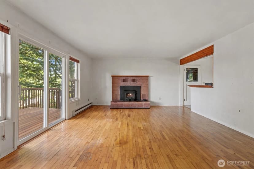 Property photo for 4511 Lakeway Drive, Bellingham photo 13