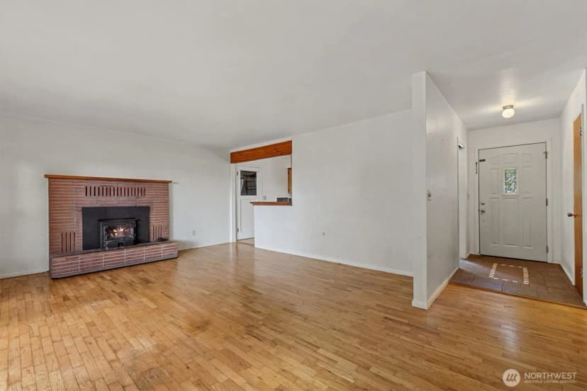 Property photo for 4511 Lakeway Drive, Bellingham photo 14