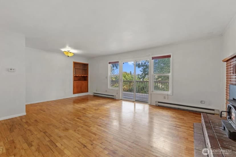 Property photo for 4511 Lakeway Drive, Bellingham photo 18