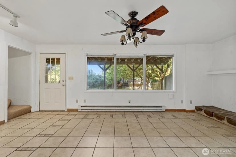 Property photo for 4511 Lakeway Drive, Bellingham photo 25