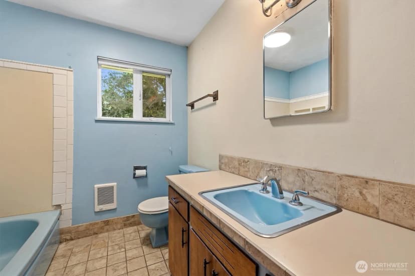 Property photo for 4511 Lakeway Drive, Bellingham photo 22