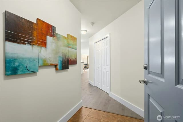 Property photo for 133 Queen Anne Avenue N #304, Seattle photo 5
