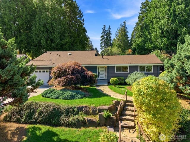 Property photo for 1821 155th Avenue Se, Bellevue