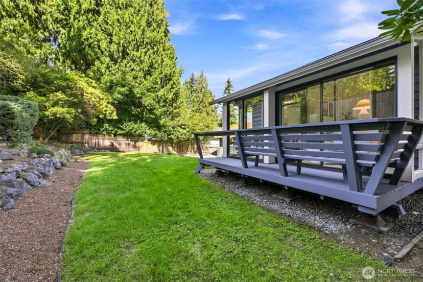 Property photo for 1821 155th Avenue Se, Bellevue photo 24