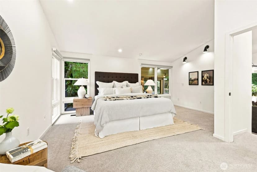 Property photo for 1821 155th Avenue Se, Bellevue photo 14