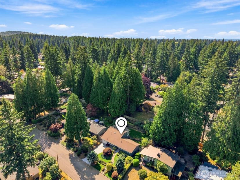 Property photo for 1821 155th Avenue Se, Bellevue photo 33