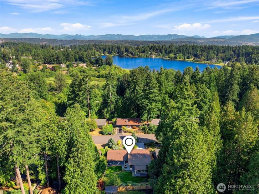 Property photo for 1821 155th Avenue Se, Bellevue photo 34