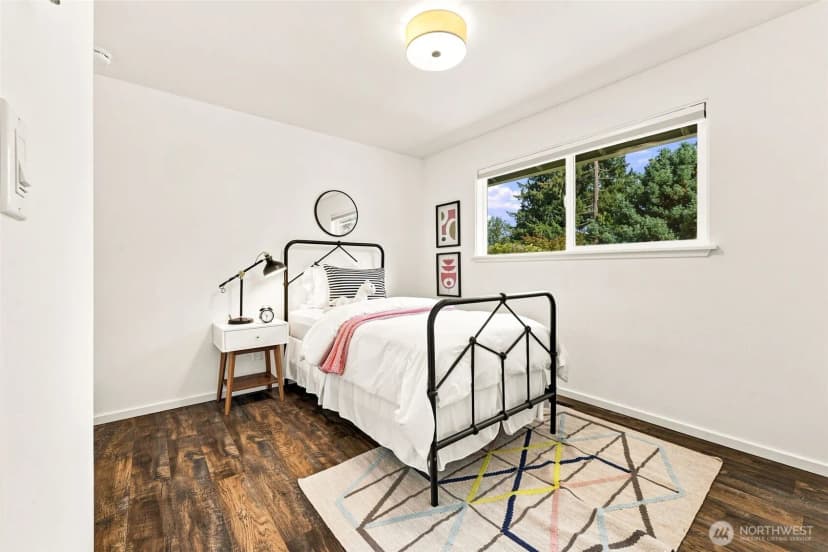 Property photo for 1821 155th Avenue Se, Bellevue photo 18