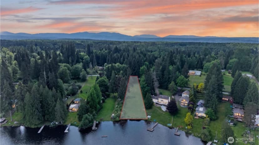 Property photo for 107 Xx W Lake Joy Drive Ne, Carnation photo 8