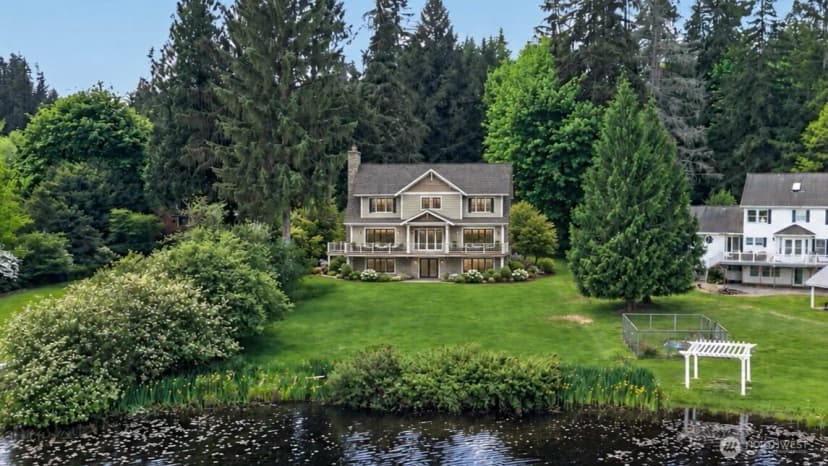 Property photo for 107 Xx W Lake Joy Drive Ne, Carnation