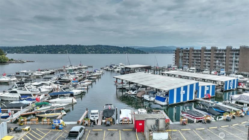 Property photo for 9050 Seward Park Avenue S #70, Seattle photo 14