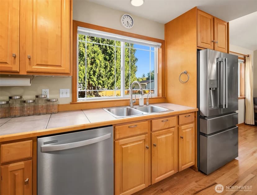 Property photo for 16115 Nw 4th Avenue, Arlington photo 10