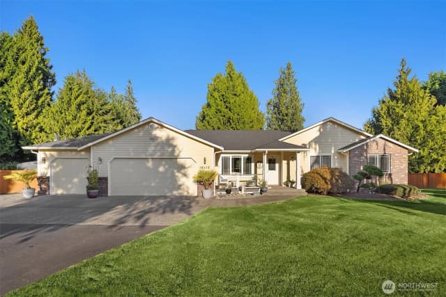 Property photo for 16115 Nw 4th Avenue, Arlington