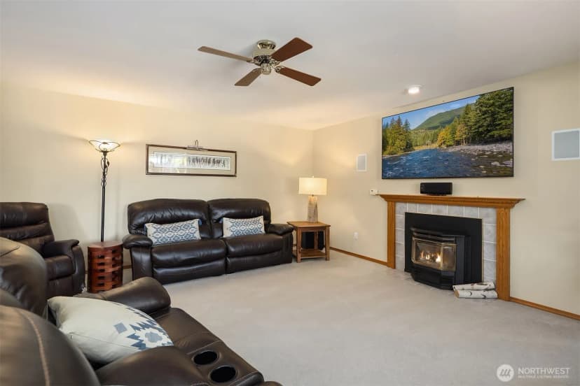Property photo for 16115 Nw 4th Avenue, Arlington photo 14
