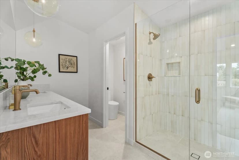 Property photo for 7509 12th Avenue Sw, Seattle photo 17