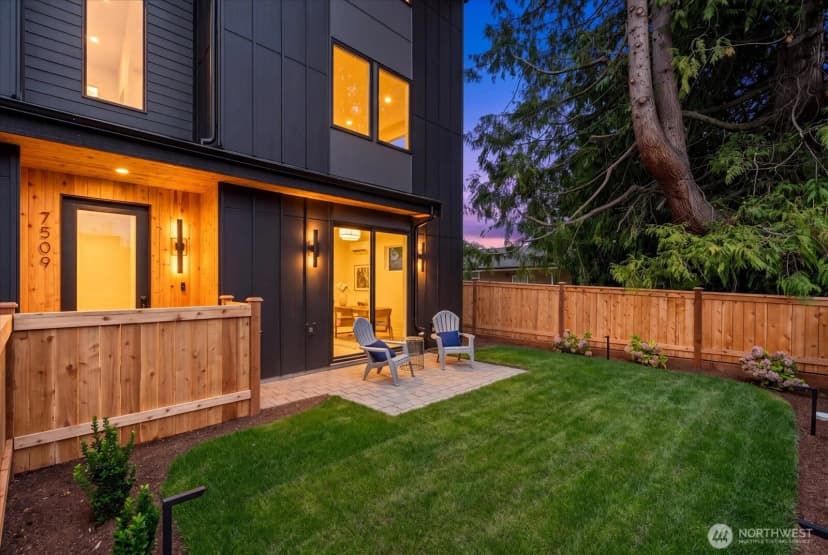 Property photo for 7509 12th Avenue Sw, Seattle photo 30