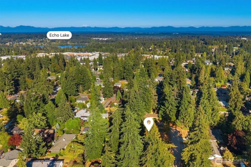 Property photo for 518 N 198th Street, Shoreline photo 23